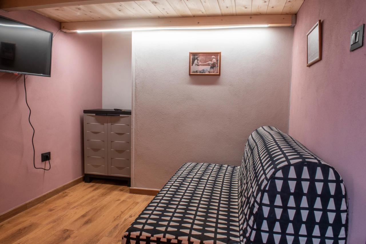 Le Muraglie Apartments サッサリ エクステリア 写真
